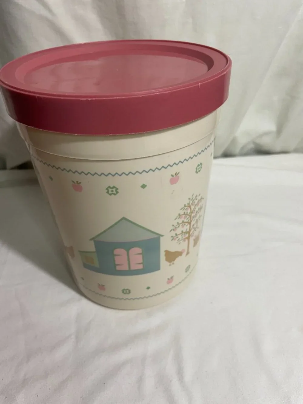 Vintage Plastic Canister Storage Container Pink Lid Farm Country Cottage Kitchen